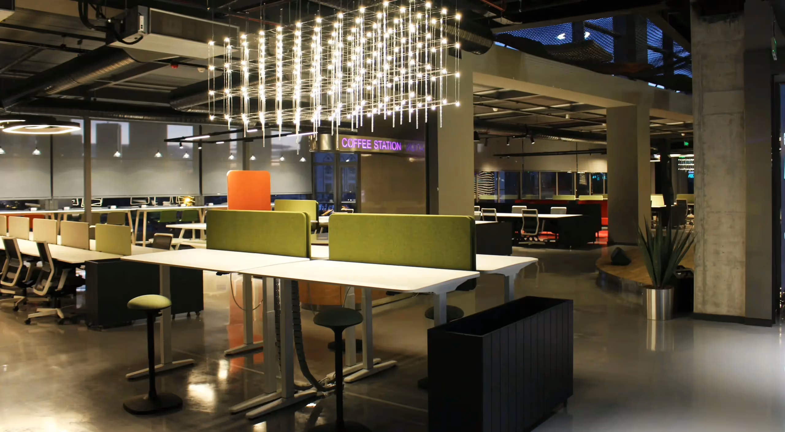 Ardventure Tekmer'de modern tasarımlı ortak çalışma alanı